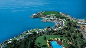 Grand Resort Lagonissi самый дорогой отель