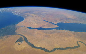 Река Нил съемка со спутника